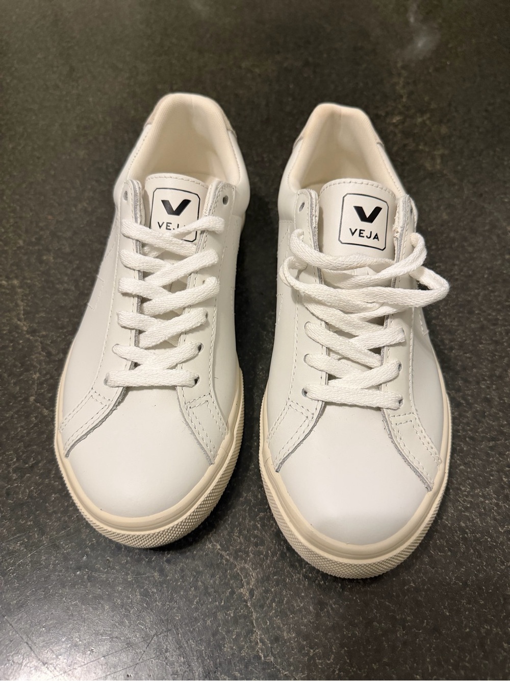 VEJA, brand new, white sneakers, size 5